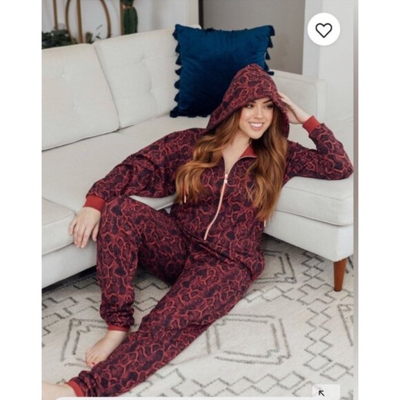 Savage X Fenty Forever Savage Hooded Onesie red rose gold size XS - Picture 1 of 9
